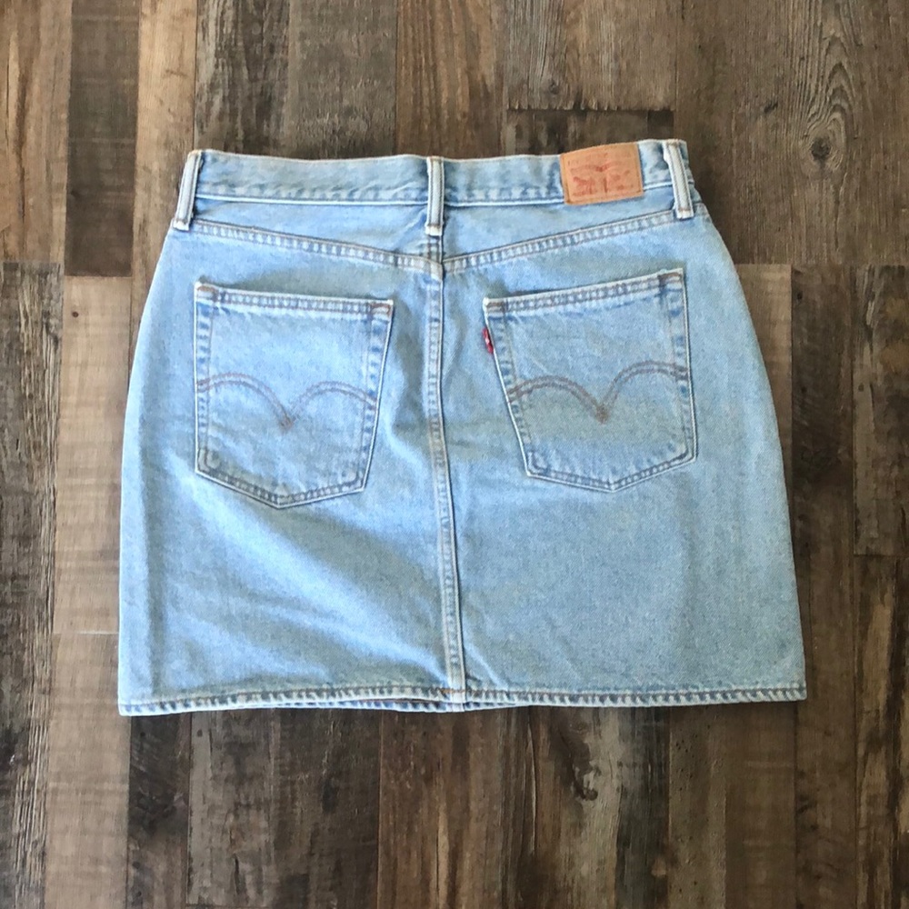Levi’s blue jean skirt